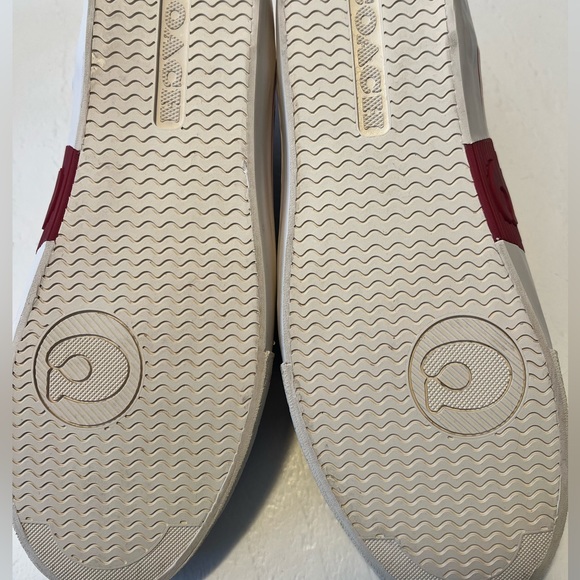 ***Authentic*** COACH ELECTRIC RED HEART SNEAKERS, size W 10 - Picture 2 of 7